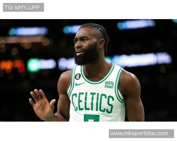 杰伦布朗谈交易传闻心路历程麦迪劝他留队沉淀成长